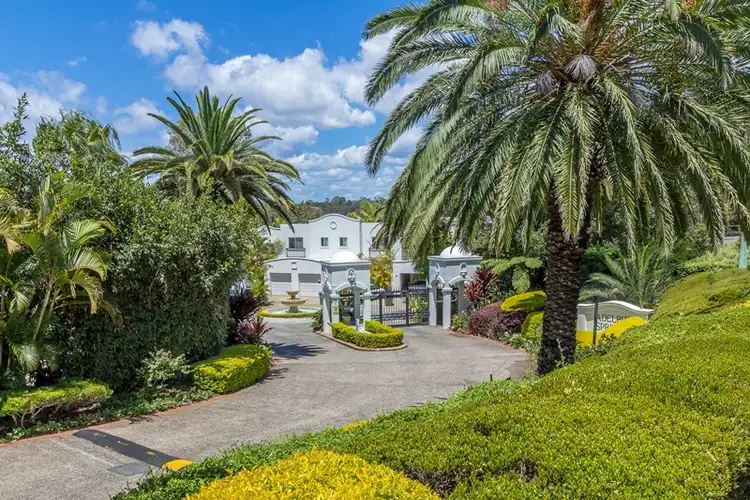 33 Paros, 100 Cotlew Street East, Southport QLD 4215
