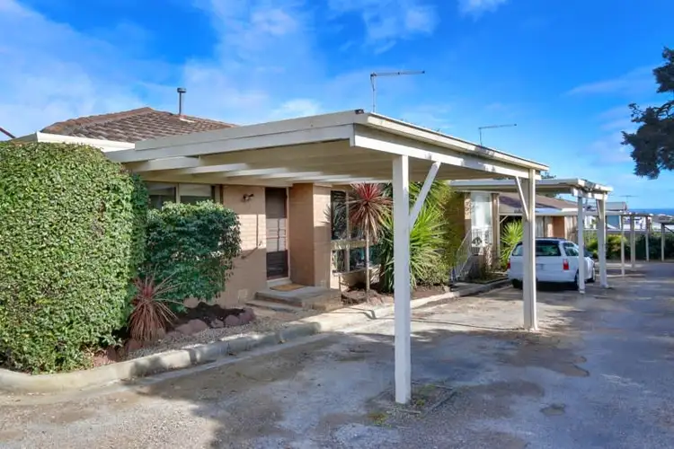 1/811 Nepean Highway, Mornington VIC 3931