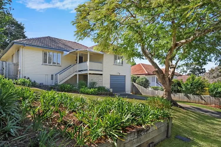 7 Benfield Street, Mitchelton QLD 4053