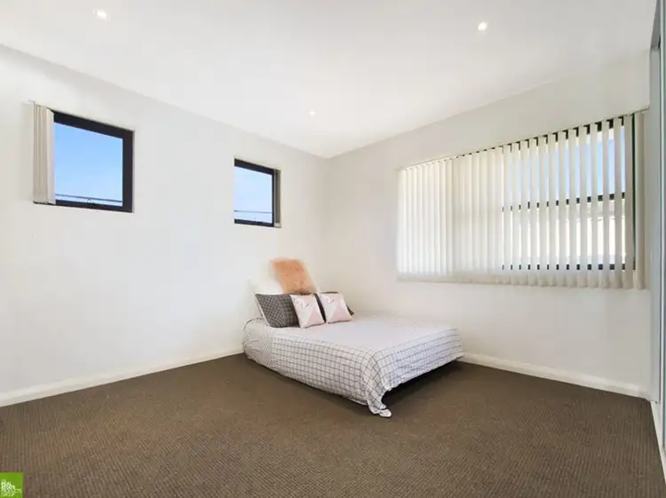 Third view of Homely apartment listing, 5/184-186 Corrimal Street, Wollongong NSW 2500