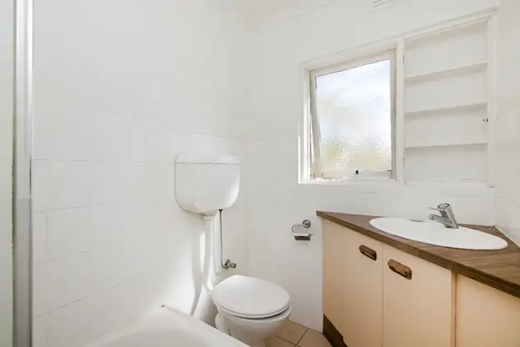 Fourth view of Homely apartment listing, 18/72-74 Carlisle Street, St Kilda VIC 3182