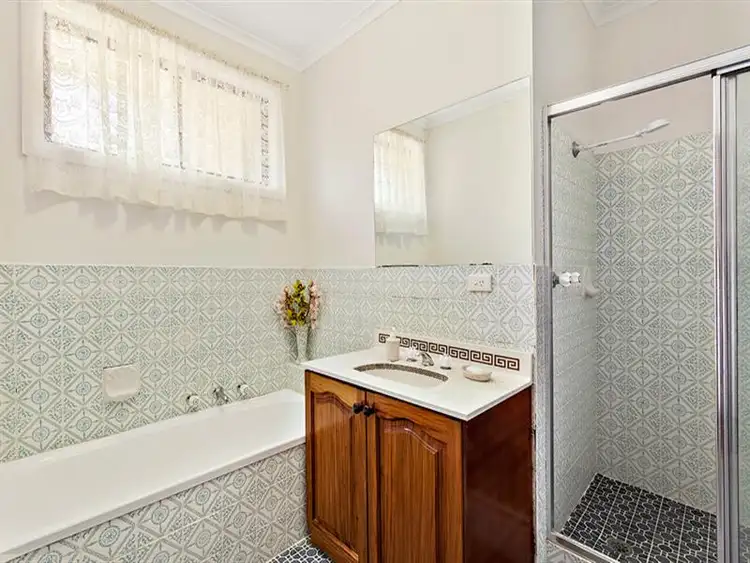 Seventh view of Homely house listing, 5 Meadows Court, Chadstone VIC 3148