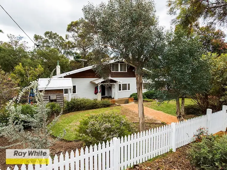 7 Longfellow Road, Gooseberry Hill WA 6076