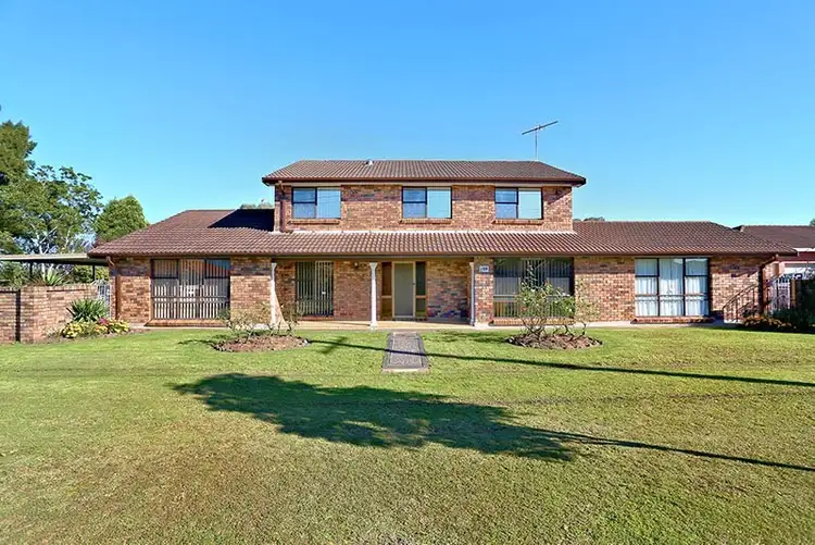 4 Dwyer Close, Fairfield West NSW 2165