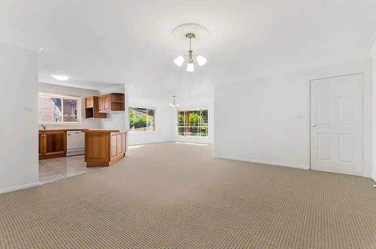 Fourth view of Homely villa listing, 2/17 Bertram Close, Tarrawanna NSW 2518
