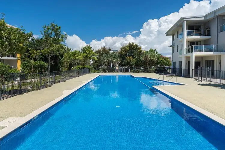227/64-68 Sickle Avenue, Hope Island QLD 4212