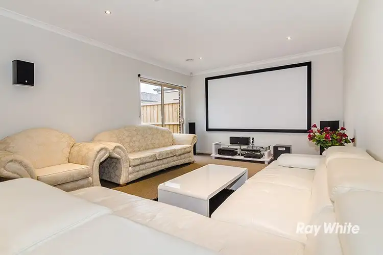 Sixth view of Homely house listing, 18 Freshfields Drive, Cranbourne North VIC 3977