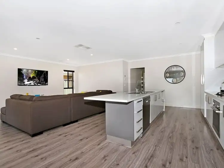 Sixth view of Homely house listing, 8 Alexander Street, Yarrawonga VIC 3730