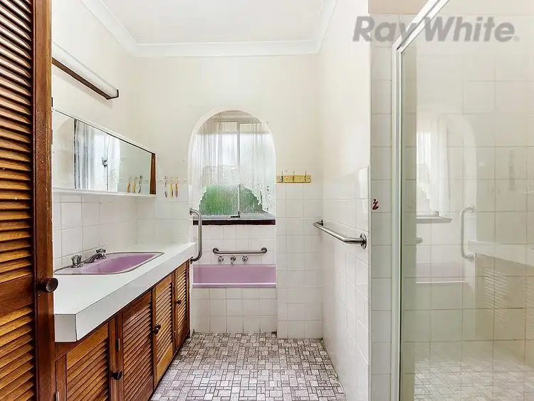 Fourth view of Homely house listing, 41 Chelmsford Crescent, St Albans VIC 3021