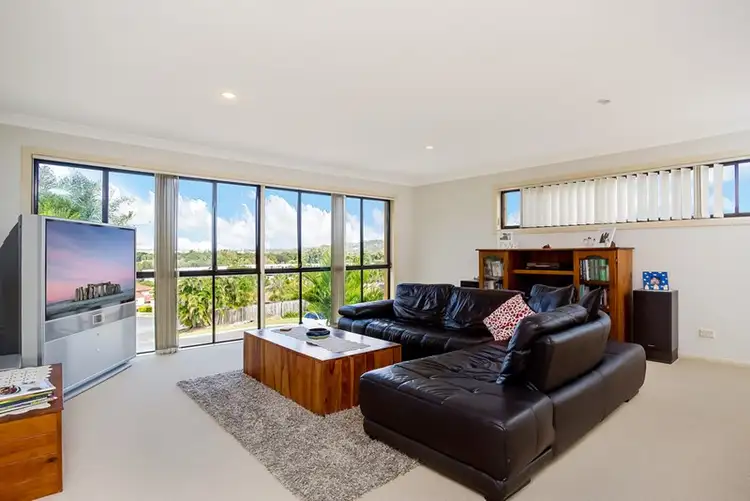7 Golf View Terrace, Robina QLD 4226