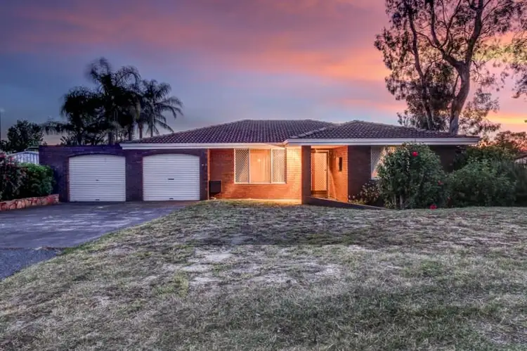 27 Blackadder Road, Swan View WA 6056