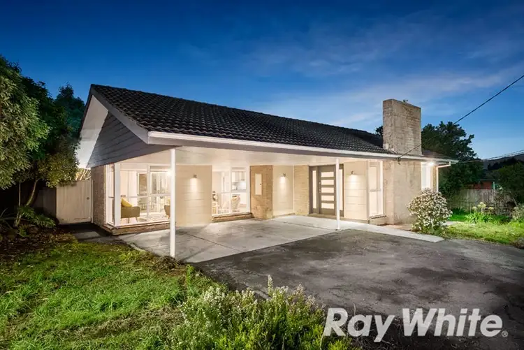 17 Moonah Road, Wantirna South VIC 3152