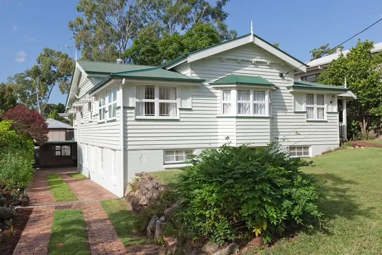 28 Dennis Street, Indooroopilly QLD 4068