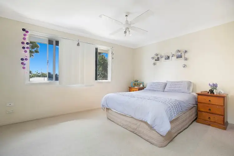 Sixth view of Homely townhouse listing, 4/32 Sorrento Street, Wynnum West QLD 4178