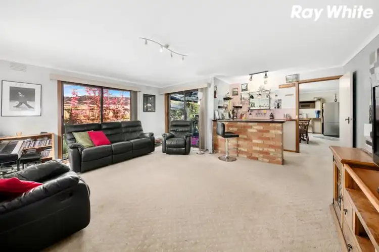 Second view of Homely house listing, 5 Ann Crescent, Pakenham VIC 3810