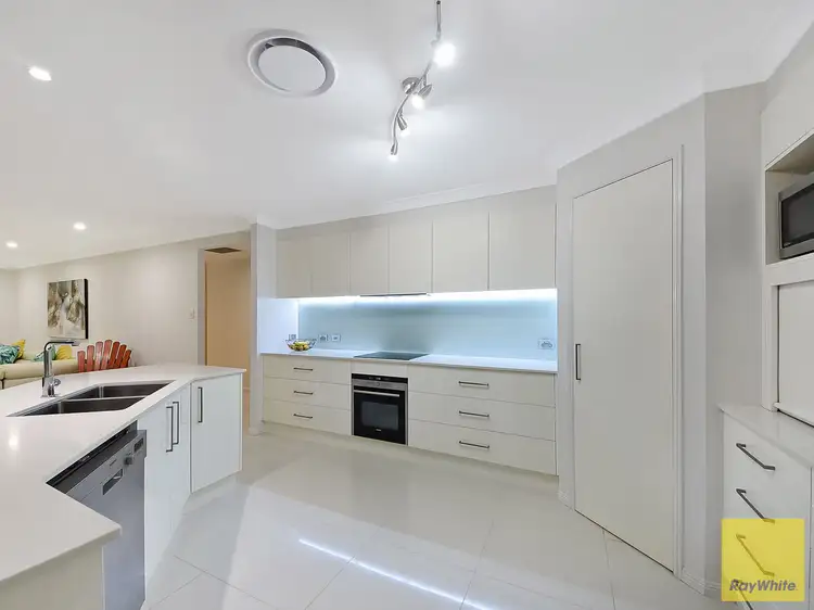 Fifth view of Homely house listing, 4 Hampstead Outlook, Murrumba Downs QLD 4503