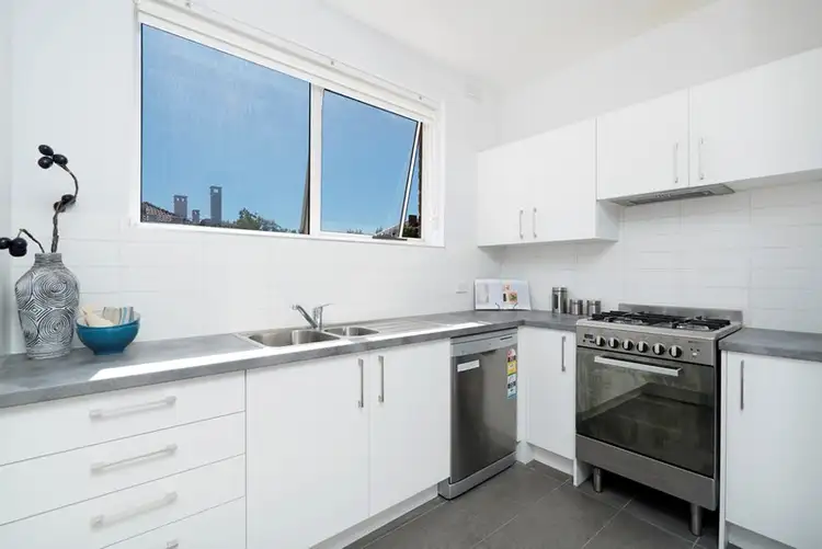 Fourth view of Homely apartment listing, 3/6 Scott Street, Elwood VIC 3184