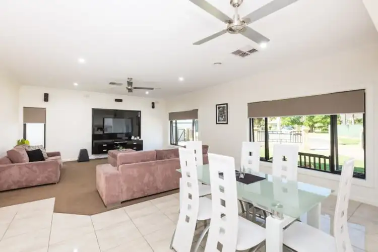 Fifth view of Homely house listing, 2 James Court, Mildura VIC 3500