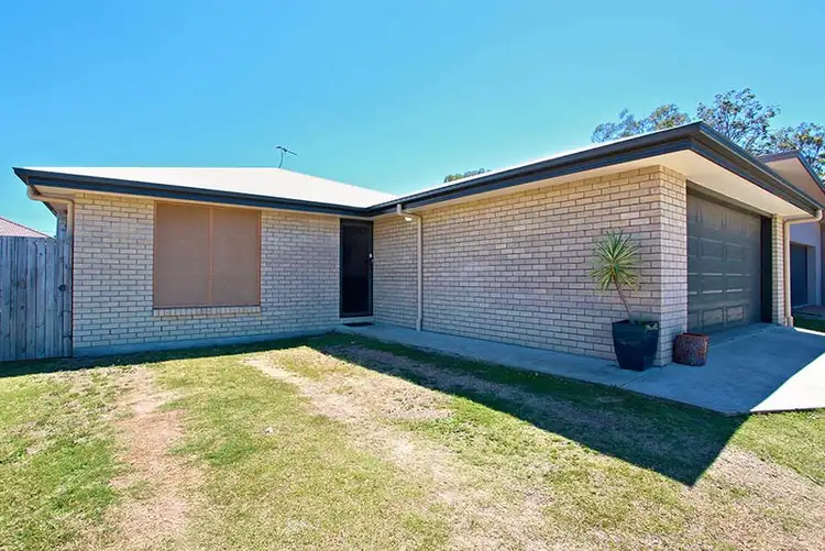 8 voyager Street, Marsden QLD 4132