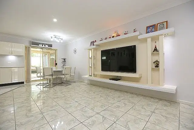Fourth view of Homely villa listing, 6/277 Cooper Road, Yagoona NSW 2199