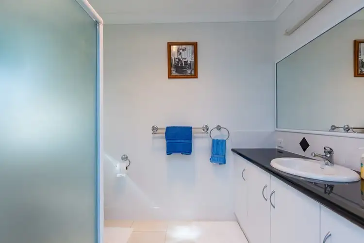 Sixth view of Homely house listing, 8 Samuel Avenue, Crows Nest QLD 4355