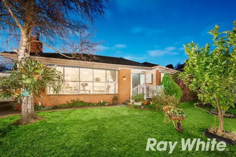 34 Bond Avenue, Blackburn South VIC 3130