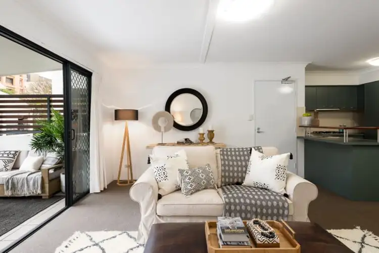 Second view of Homely apartment listing, 11/71 Birley Street, Spring Hill QLD 4000