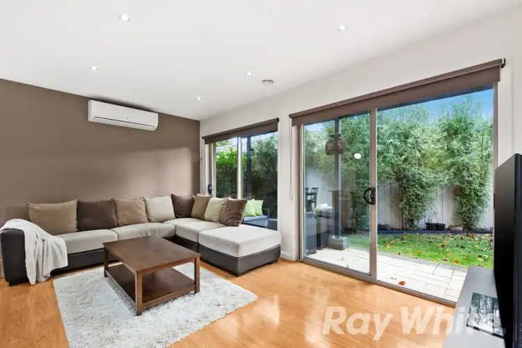 Third view of Homely unit listing, 2/1 Moffat Close, Endeavour Hills VIC 3802