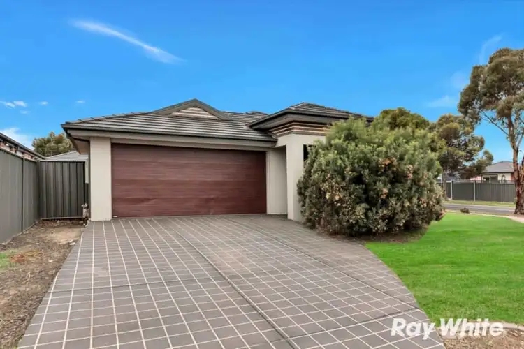 27 Foleys Road, Deer Park VIC 3023