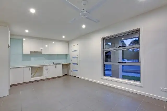 Second view of Homely unit listing, 3/89 Purinuan Road, Reservoir VIC 3073