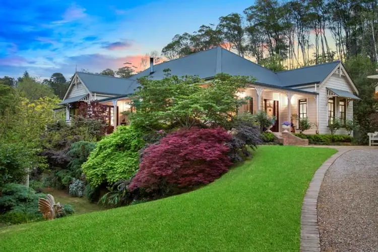 11 Pecks Road, Kurrajong Heights NSW 2758