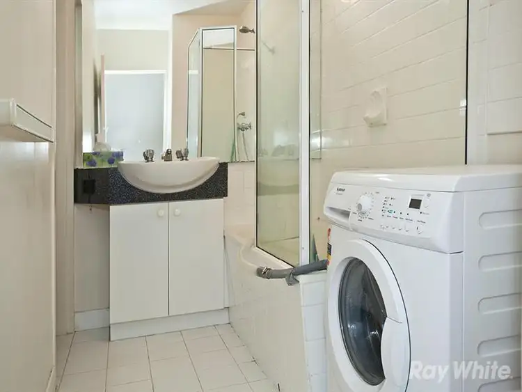 Fourth view of Homely apartment listing, 4/106 Alexandra Street, St Kilda East VIC 3183