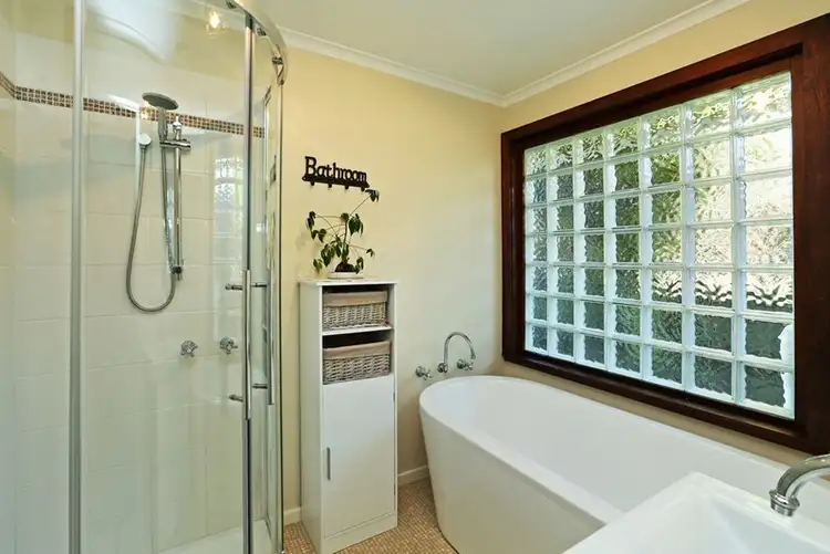 Sixth view of Homely house listing, 38 Smeaton Close, Lara VIC 3212