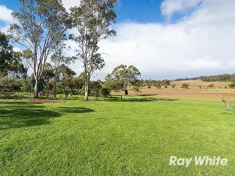 17 Bartholomew Road, Kanmantoo SA 5252