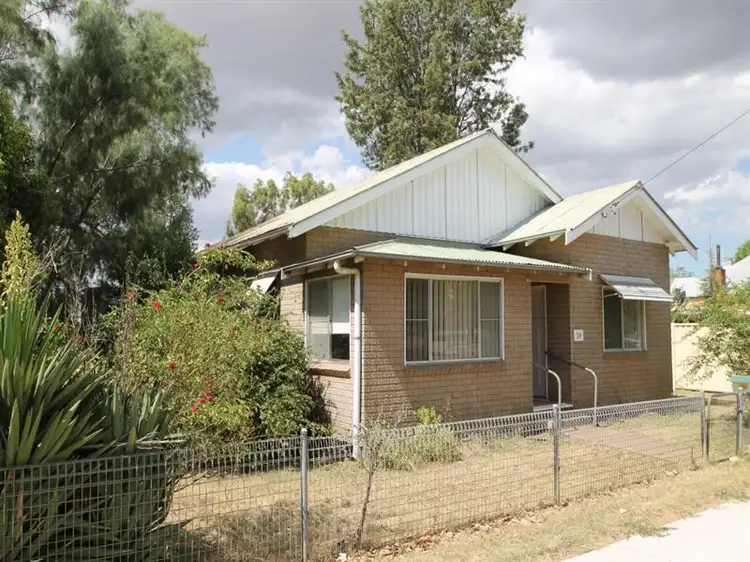 39 Henry Street, Quirindi NSW 2343