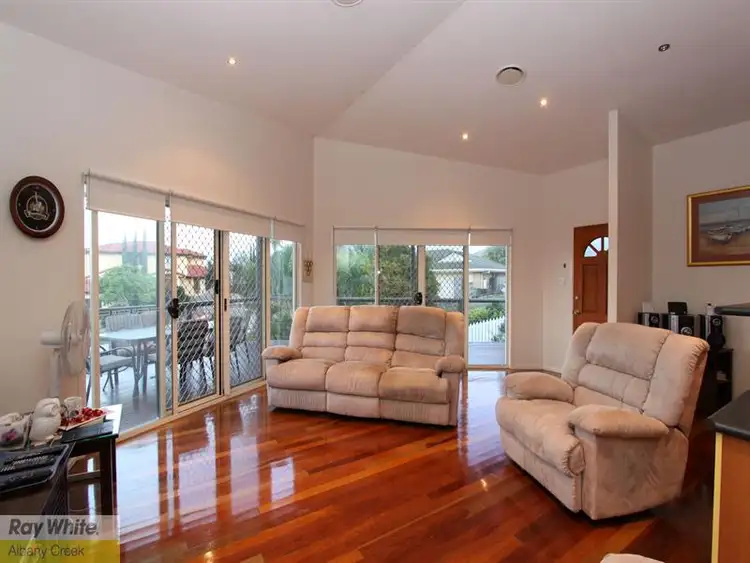 Fourth view of Homely house listing, 10 Memoire Court, Eatons Hill QLD 4037