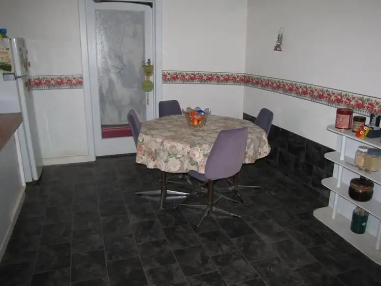 Fifth view of Homely house listing, 39 Henry Road, Kingston On Murray SA 5331