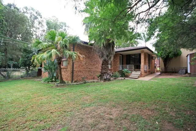 Main view of Homely house listing, 8 Bainbridge Avenue, Ingleburn NSW 2565