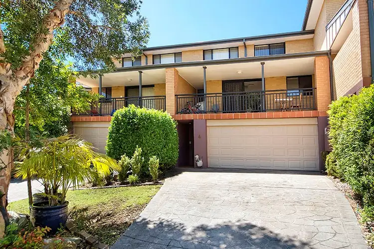 4/47-53 Hobart Place, Illawong NSW 2234