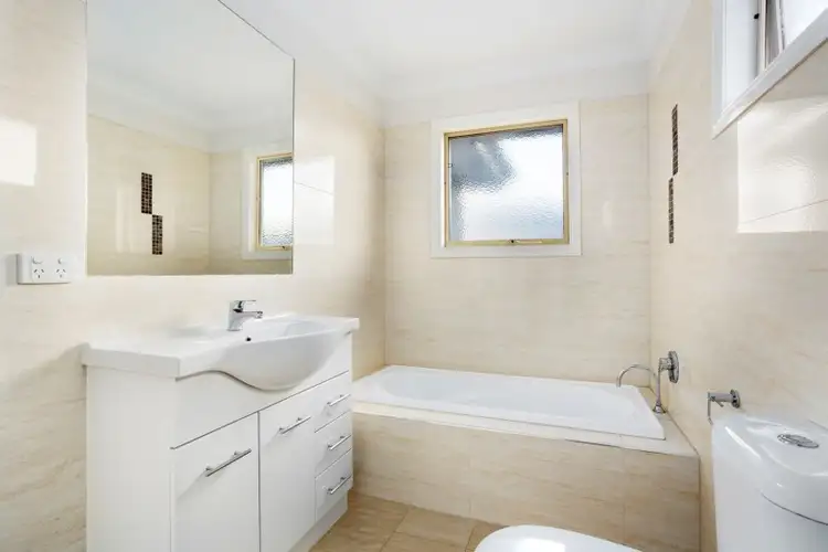 Seventh view of Homely townhouse listing, 1/11 Hiscock Street, Chadstone VIC 3148