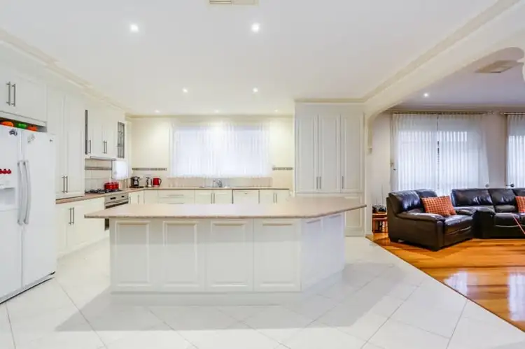 Fifth view of Homely house listing, 20 Inverie Court, Greenvale VIC 3059
