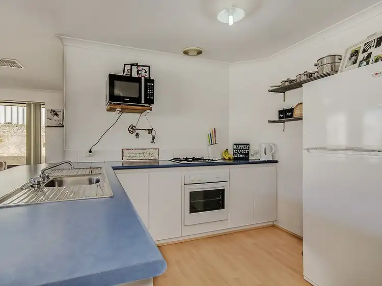 Sixth view of Homely house listing, 15 Liddington Rise, Leda WA 6170