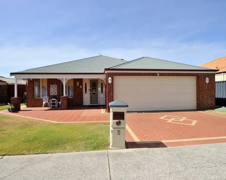 5 Antuka Road, Rockingham WA 6168