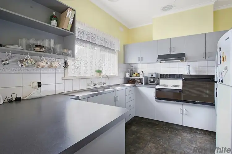 Third view of Homely house listing, 17 Shadforth Street, Benalla VIC 3672