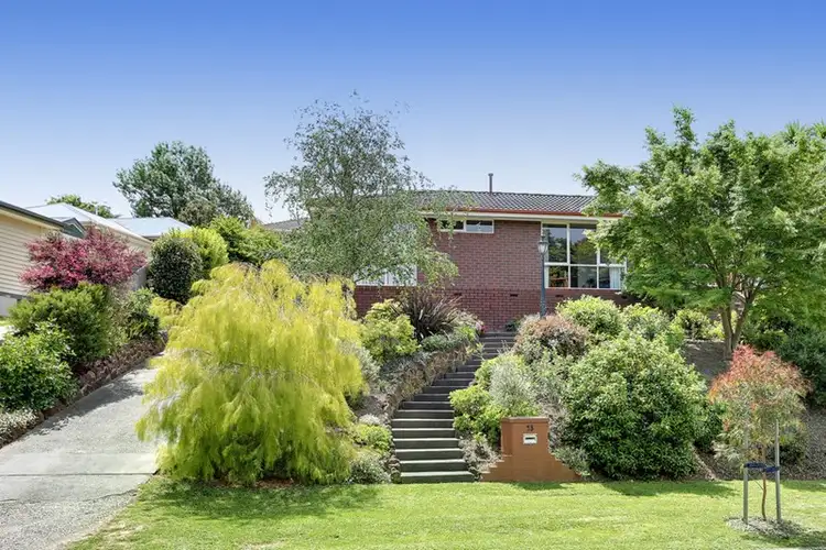 13 Winnetka Drive, Lilydale VIC 3140