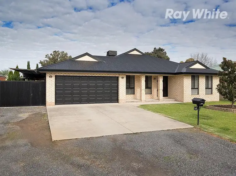 168 Golf Club Drive, Howlong NSW 2643