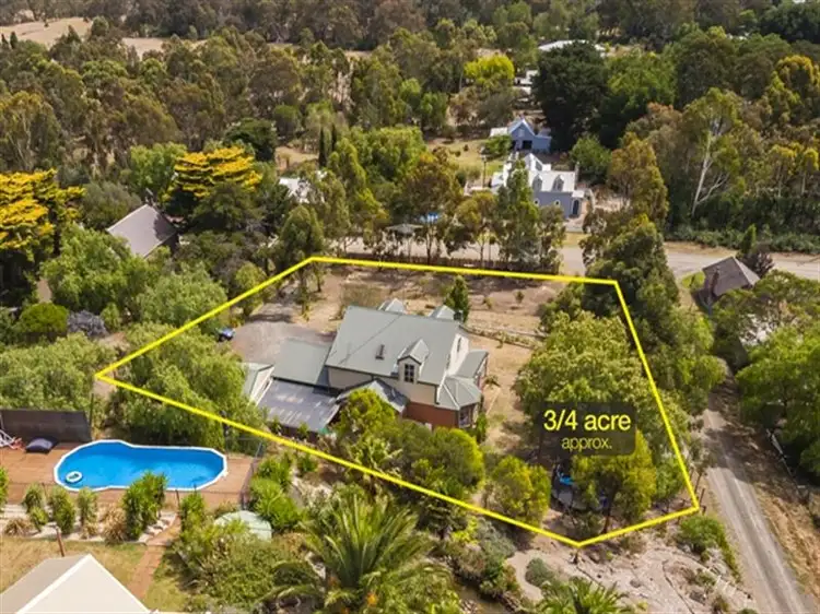 25 Cross Street, Batesford VIC 3221