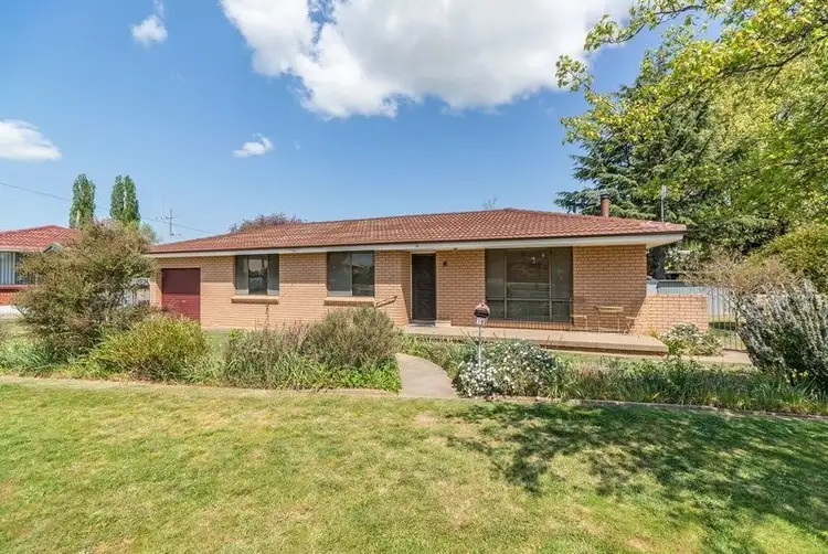 18 Icely Road, Orange NSW 2800