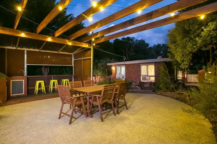 11 Wondaree Street, Rye VIC 3941