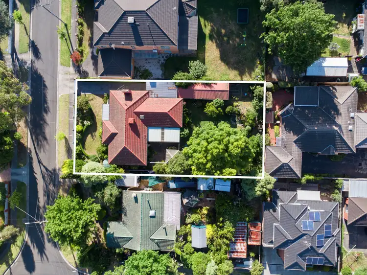 Third view of Homely house listing, 5 Una Street, Mount Waverley VIC 3149